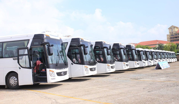 Dịch vụ cho thuê xe du lịch tại Vườn Lài (Quận 10) với đa dạng dòng xe