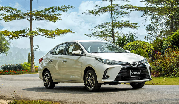 Thuê xe về quê ăn Tết giúp bạn yên tâm không lo hết vé, linh hoạt về thời gian xuất phát