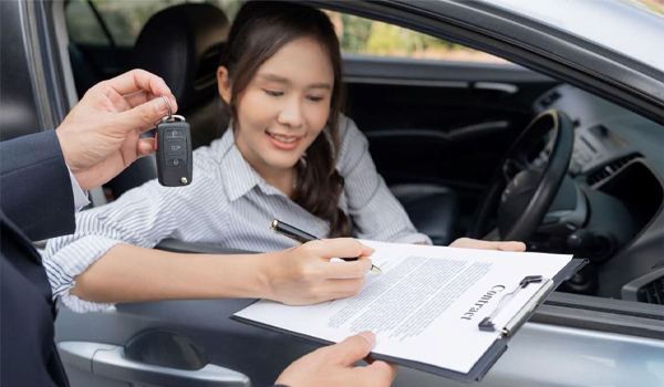 Ký kết hợp đồng rõ ràng (kể cả thuê xe 1 ngày)