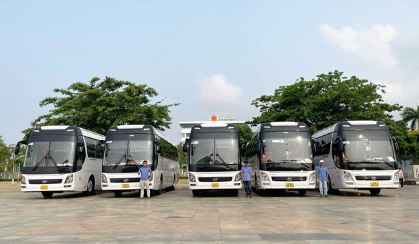 Thuê xe đi từ thiện