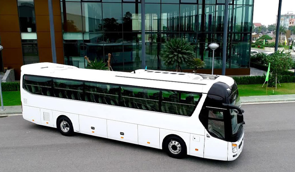 Dịch vụ cho thuê xe đi KDL Đại Nam hỗ trợ đón trả khách tận nơi theo yêu cầu