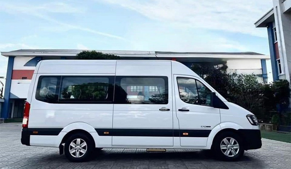 Tốt Loan sở hữu đội xe 16 chỗ đời mới, được bảo dưỡng định kỳ