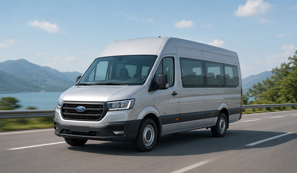 Ford Transit 18 chỗ được nhiều khách hàng ưu tiên lựa chọn